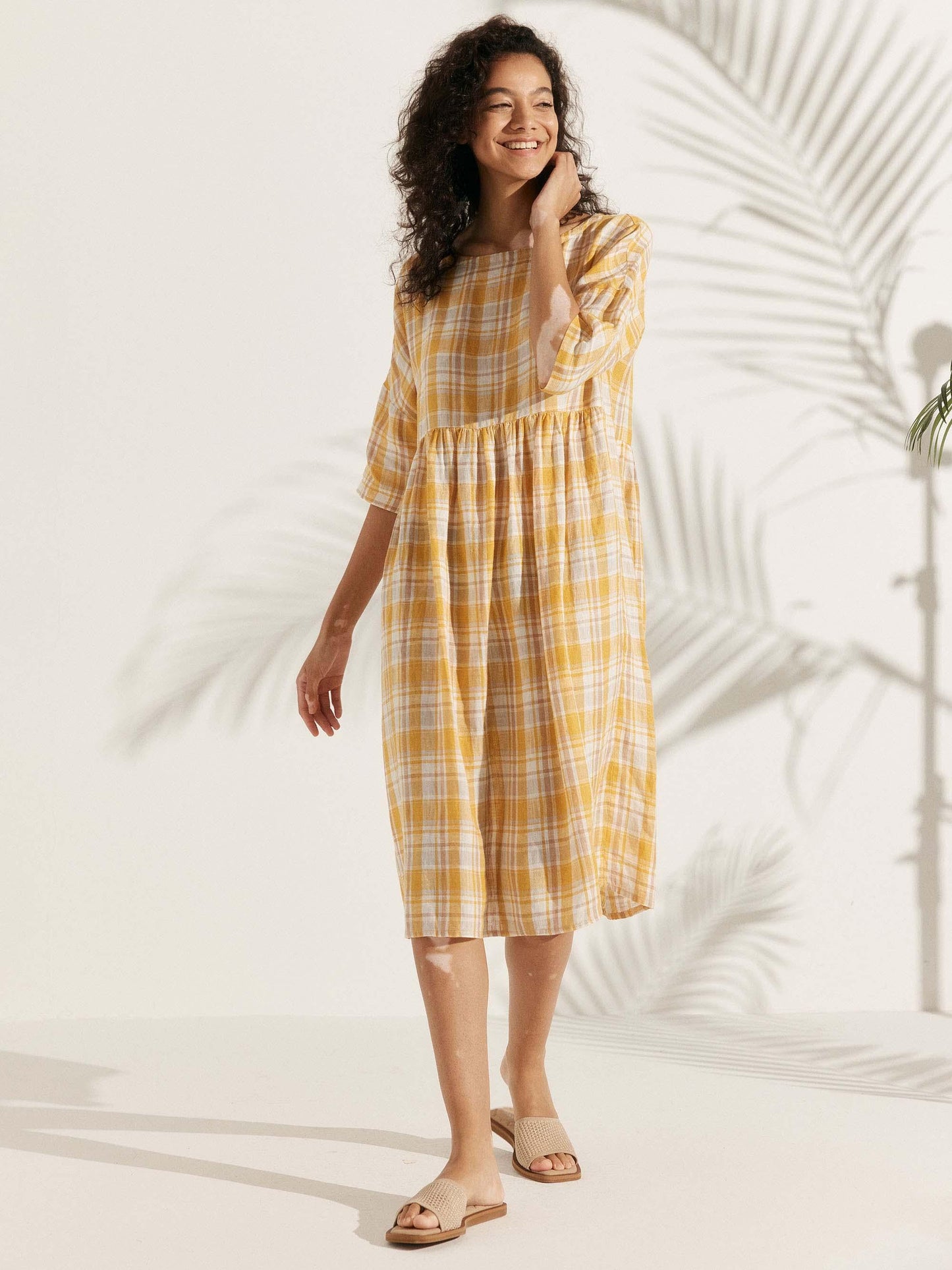 Valencia - Vestido midi 100% de lino con silueta en A